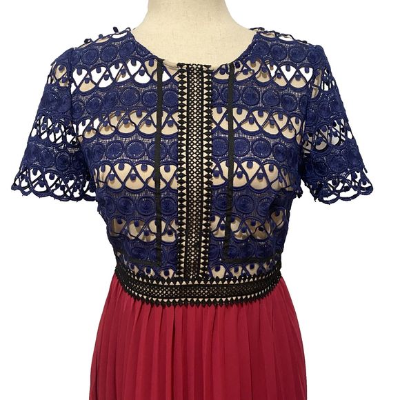 JAX Black Label Women's Short Sleeve Dress‎ Size 4 Lace Top Pleated Bottom - Picture 2 of 10